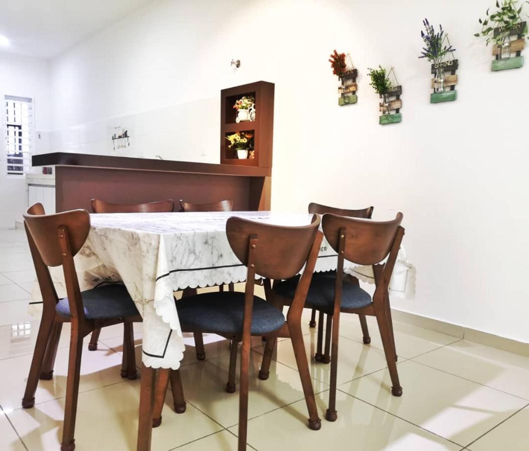 Holiday Homestay Seremban Kültér fotó